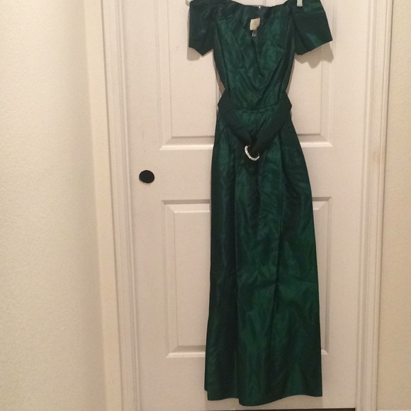 BUY NOW- GREEN JORDAN DRESS - Picture 8 of 8